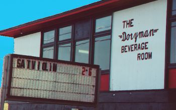 (Doryman Beverage Room)